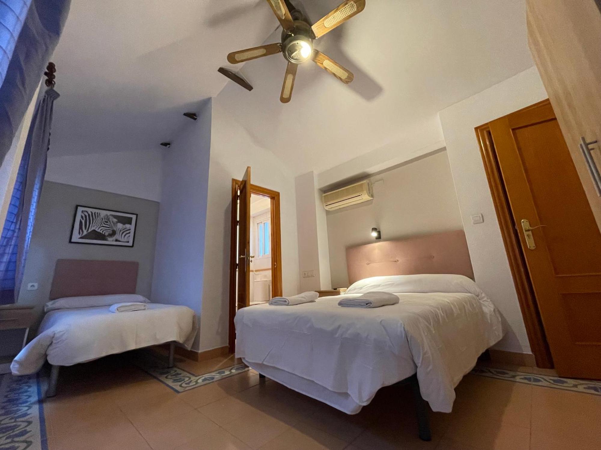 Suenos De Lorca Guest House Granada Exteriör bild